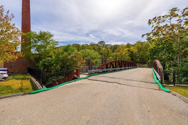 a view of a outdoor space