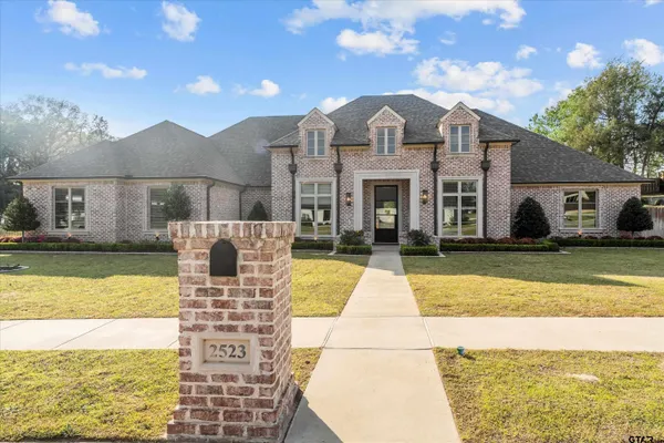 $985,000 | 2523 Oak Alley, Tyler, TX 75703