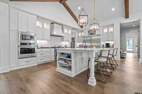 $985,000 | 2523 Oak Alley, Tyler, TX 75703