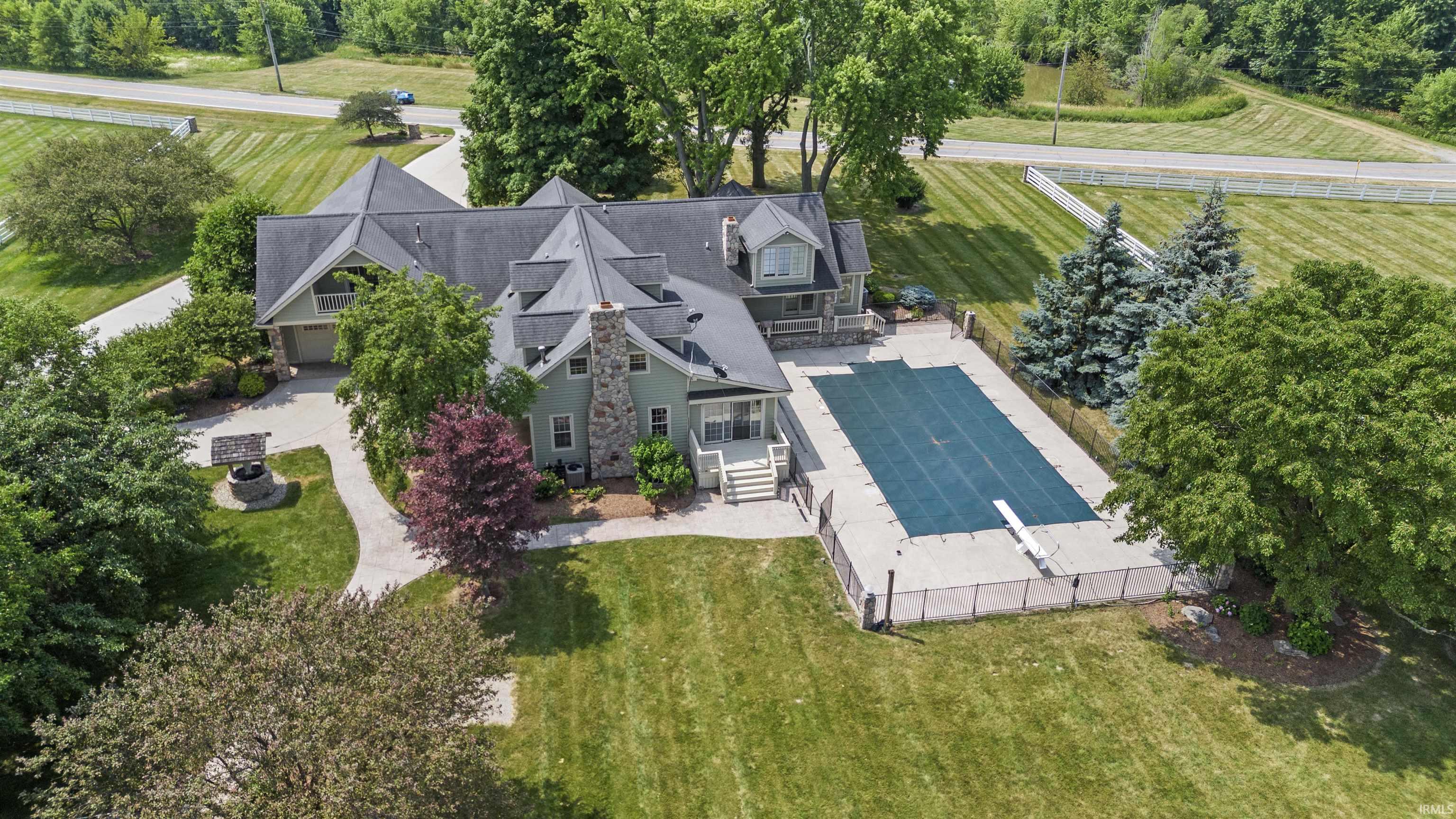 8605 North River Road Fort Wayne, IN 46815 - Photo 2 of 36