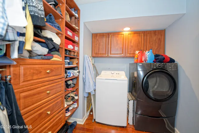 $655,000 | 4 Groot Drive, Altamont, NY 12009