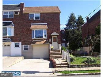 3840 Salina Road Philadelphia, PA 19154 - Photo 1 of 12 Exterior Front
