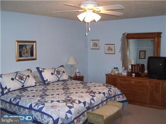 3840 Salina Road Philadelphia, PA 19154 - Photo 8 of 12 Bedroom - Main