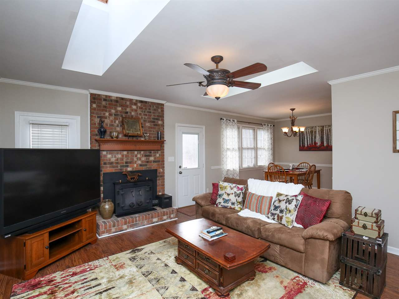 1811 Southview Road Durham, NC 27703 - Photo 4 of 30 Family Room