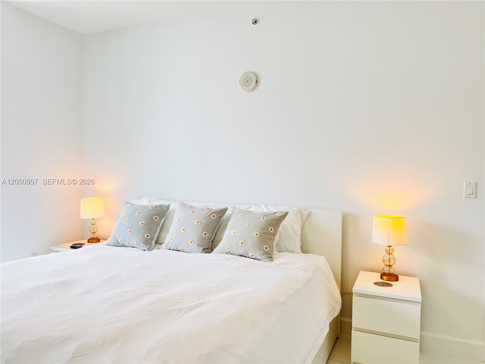 79 Southwest 12th Street, Unit 1510S Miami, FL 33130 - Photo 35 of 56