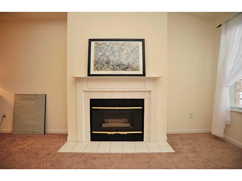6554 B Rainer Way, Unit 39 Indianapolis, IN 46214 - Photo 3 of 14 Gallery Image 3