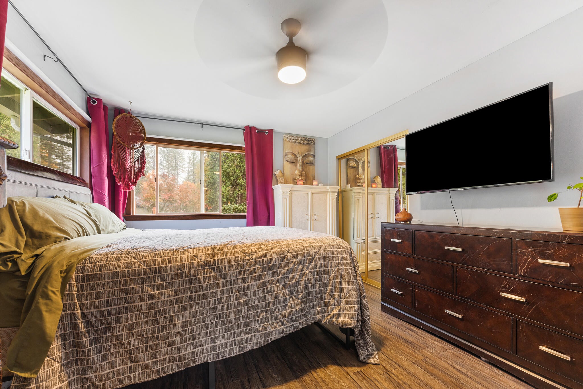 2020 Robertson Bridge Road Grants Pass, OR 97526 - Photo 15 of 31 Copy of Bedroom