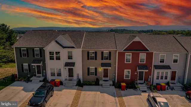 $2,300 | 44 Orch Grn Drive, Charles Town, WV 25414