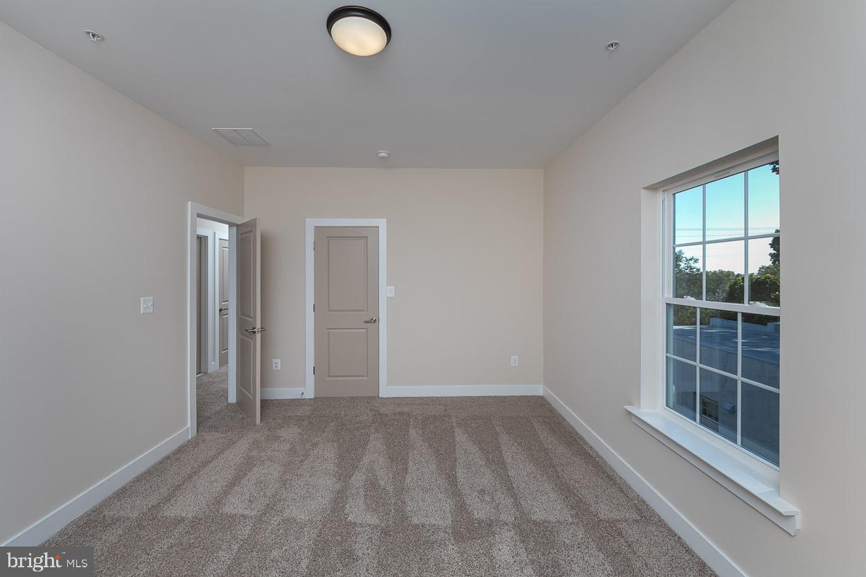 4405 Harcourt Road Baltimore, MD 21214 - Photo 30 of 37 Gallery Image 30
