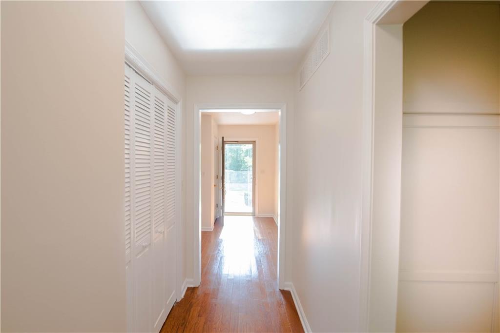 7225 Larkshall Road Indianapolis, IN 46250 - Photo 21 of 47 Gallery Image 21