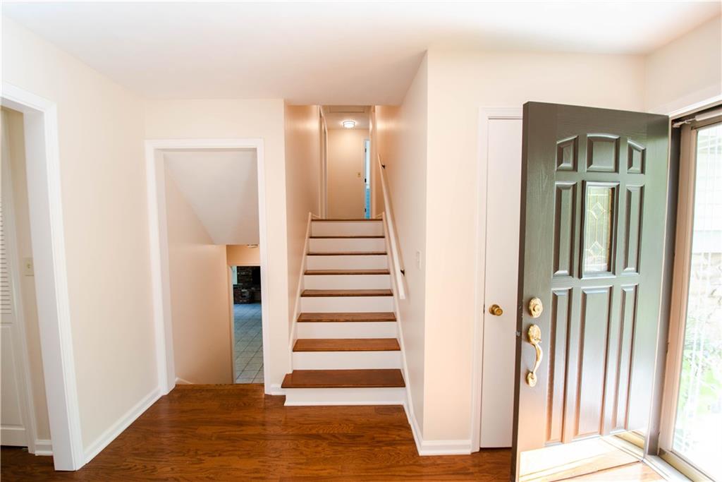 7225 Larkshall Road Indianapolis, IN 46250 - Photo 5 of 47 Gallery Image 5