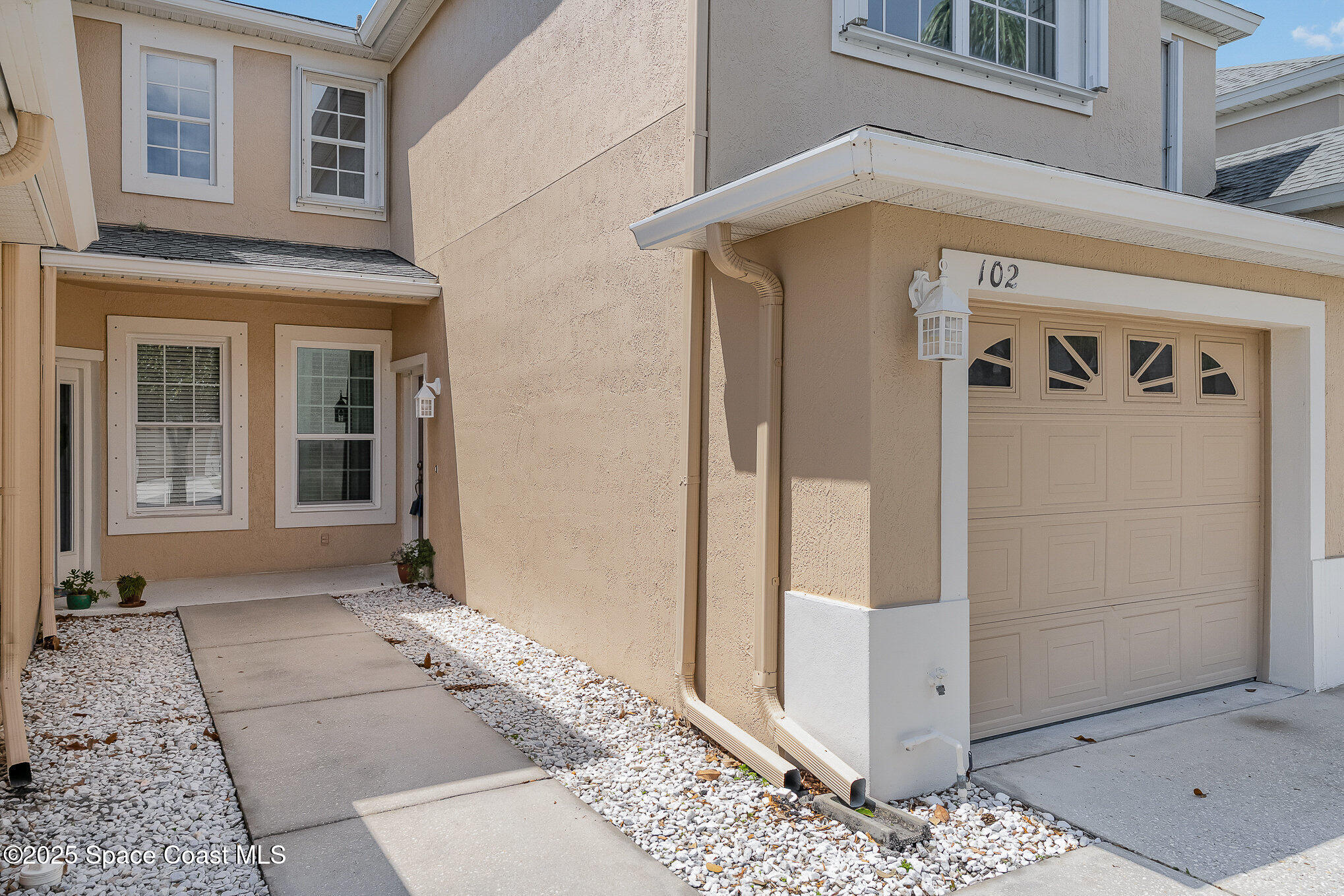 400 Trotter Lane, Unit 102 Melbourne, FL 32940 - Photo 2 of 36 002_file_793