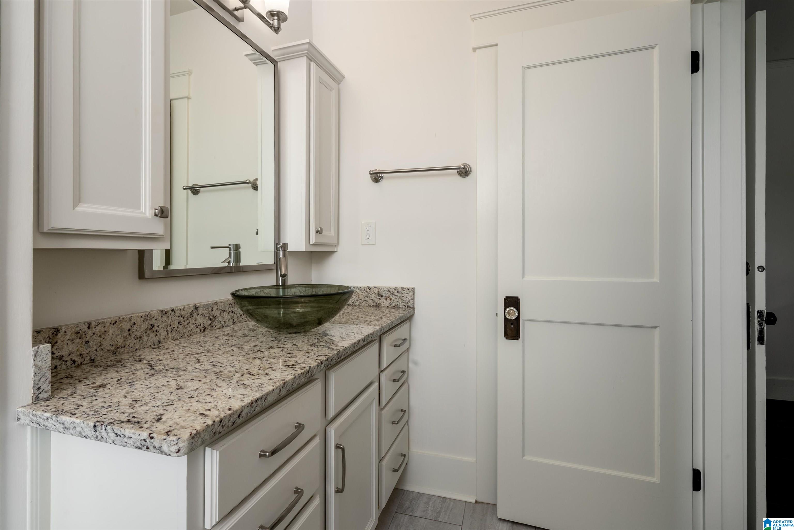 2812 Rhodes Circle South Birmingham, AL 35205 - Photo 35 of 55