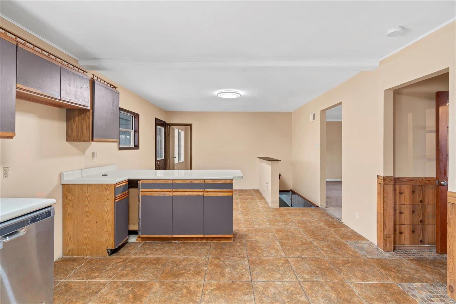 204 Lark Hill Lane Ballwin, MO 63021 - Photo 12 of 43