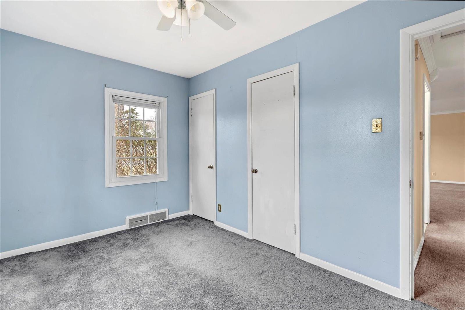 204 Lark Hill Lane Ballwin, MO 63021 - Photo 16 of 43