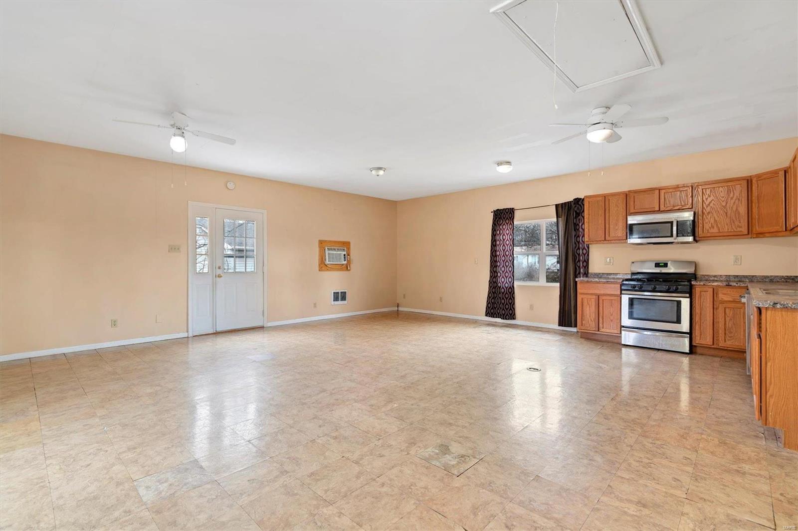 204 Lark Hill Lane Ballwin, MO 63021 - Photo 19 of 43