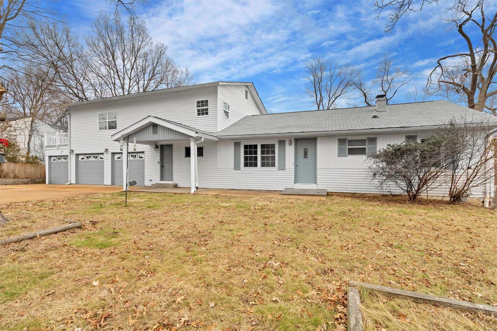 204 Lark Hill Lane Ballwin, MO 63021 - Photo 3 of 43