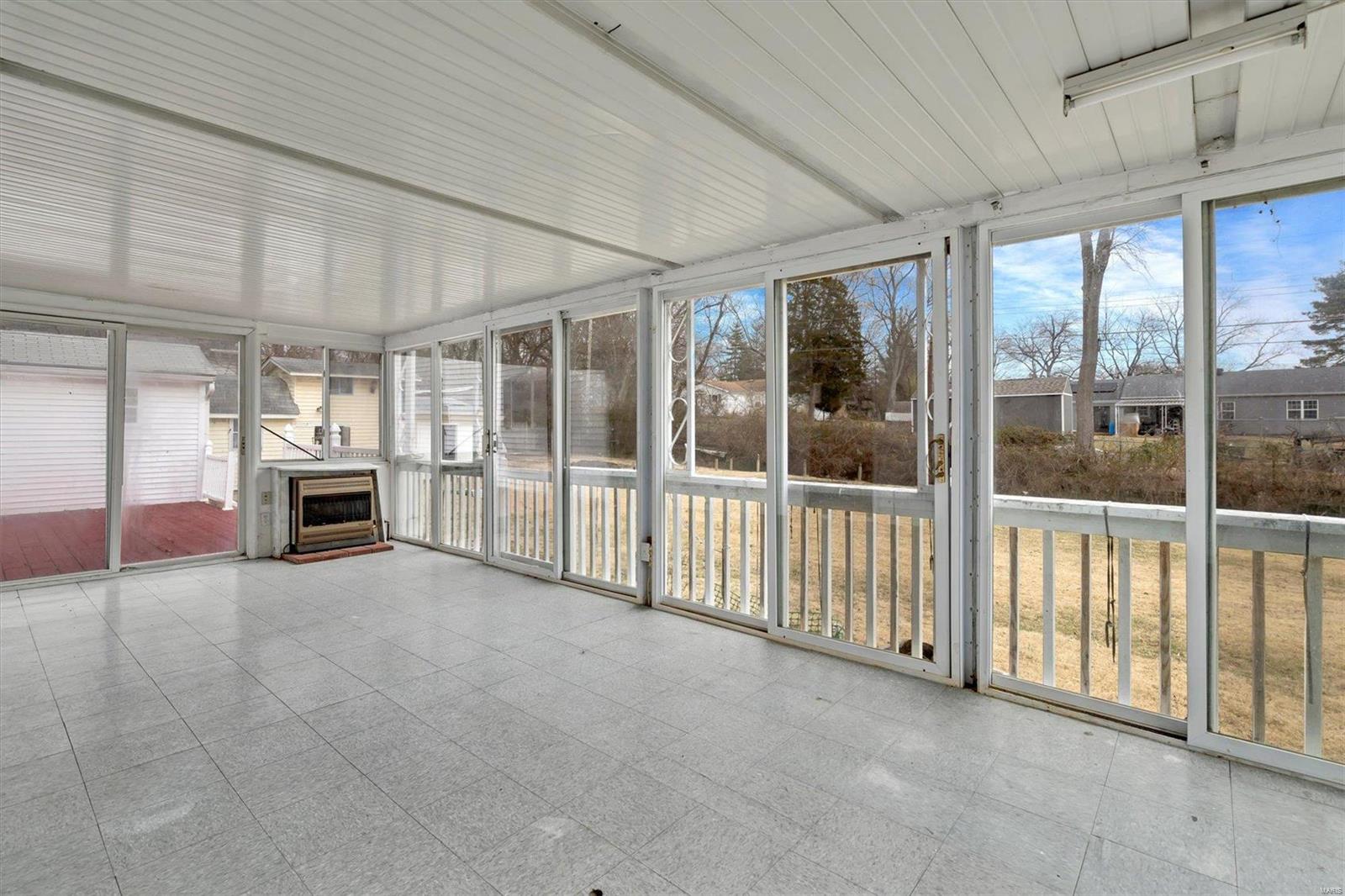 204 Lark Hill Lane Ballwin, MO 63021 - Photo 34 of 43