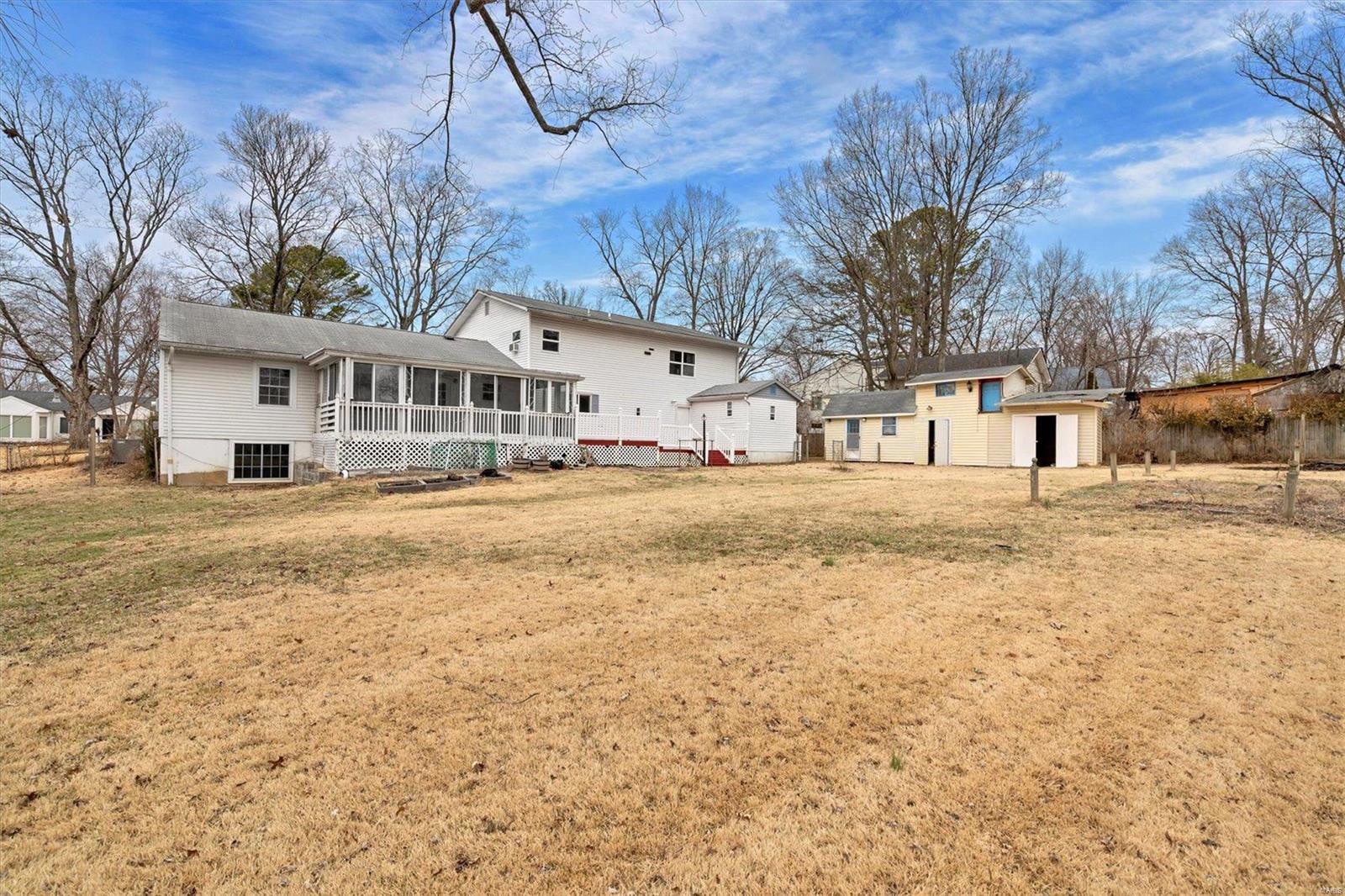 204 Lark Hill Lane Ballwin, MO 63021 - Photo 40 of 43