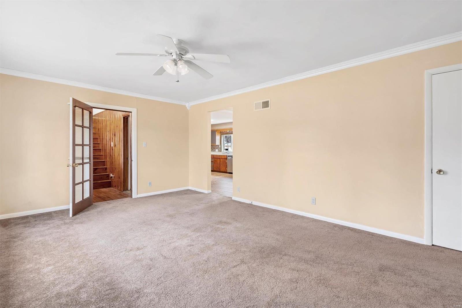 204 Lark Hill Lane Ballwin, MO 63021 - Photo 7 of 43