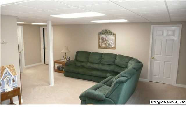 930 Lazy Y Road Hayden, AL 35079 - Photo 17 of 31 Gallery Image 17