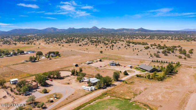 23450 North Ropers Lane Paulden, AZ 86334 - Photo 3 of 29 007_Aerial 5