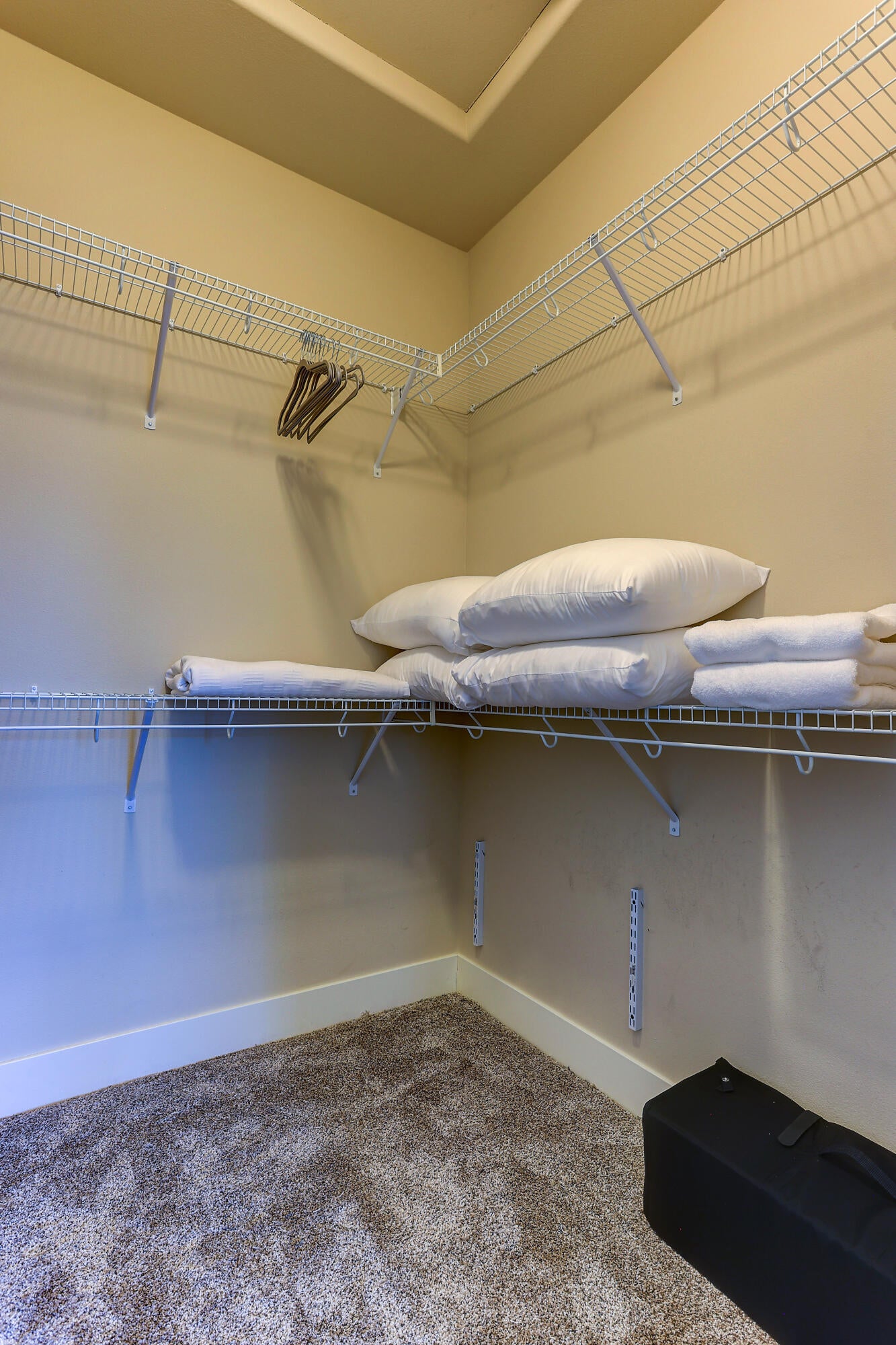 62509 Eagle Road Bend, OR 97701 - Photo 15 of 25 62509 Eagle Road-25