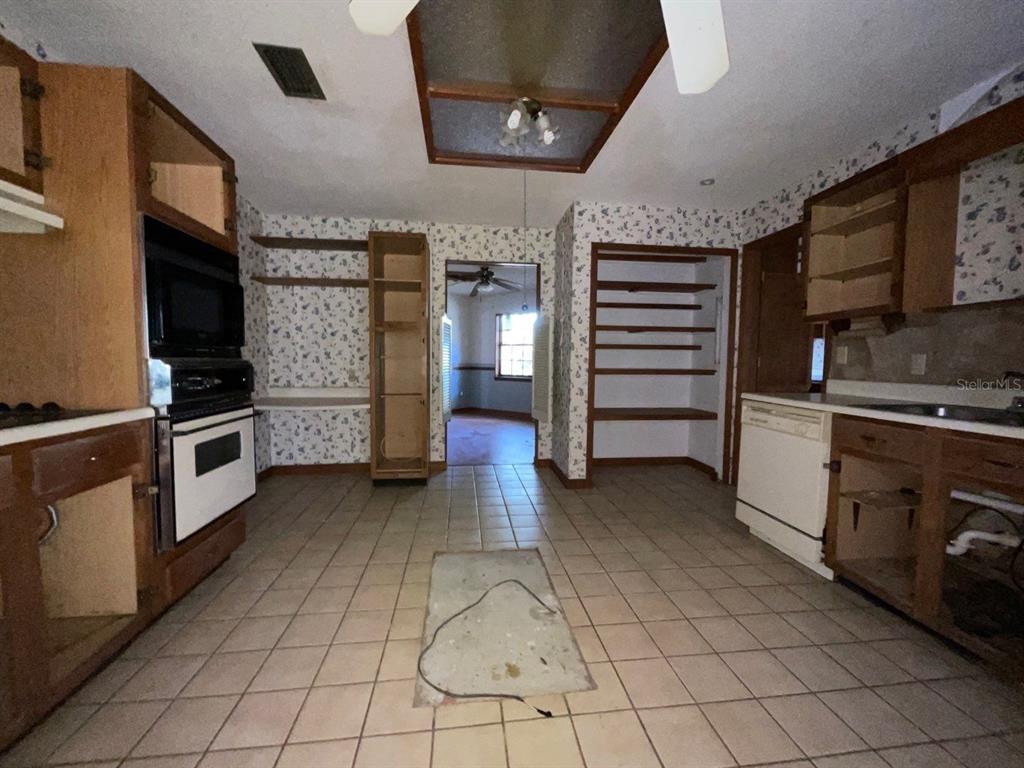 2663 Magnolia Road DeLand, FL 32720 - Photo 18 of 30 Gallery Image 18