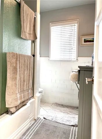 $1,599,900 | 10443 Magnolia Boulevard, North Hollywood, CA 91601