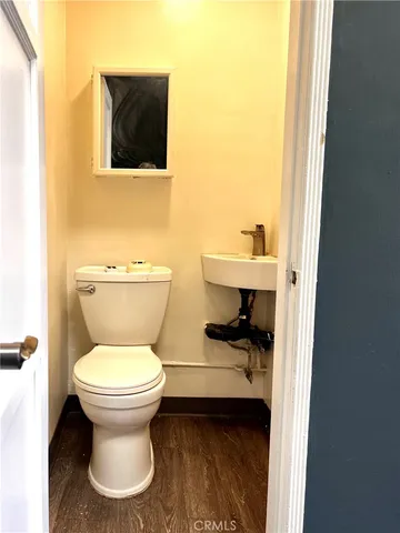 $1,599,900 | 10443 Magnolia Boulevard, North Hollywood, CA 91601