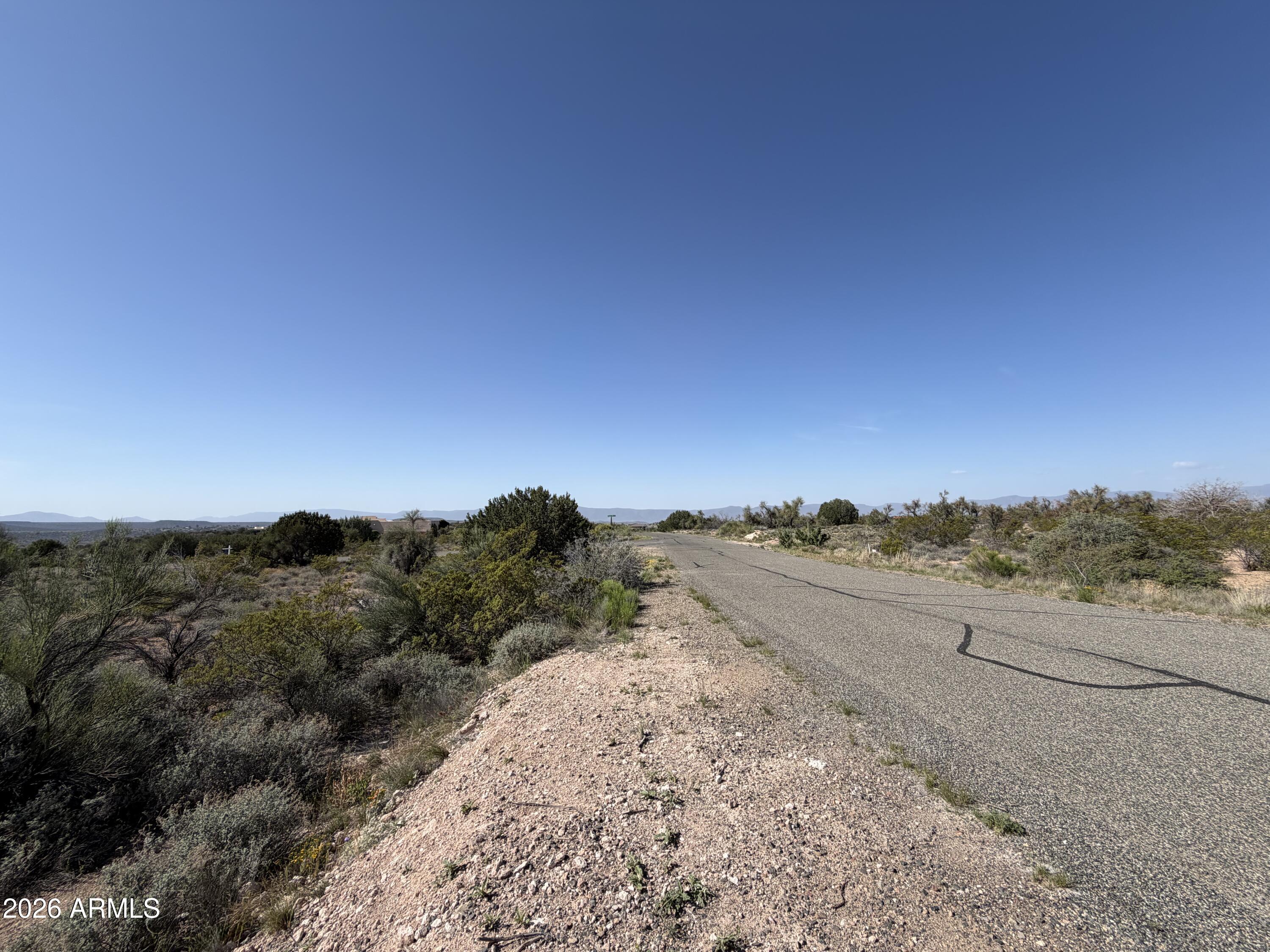 4850 Crazy Horse Circle, Unit 76 Rimrock, AZ 86335 - Photo 5 of 8 a view of mountain view with beach