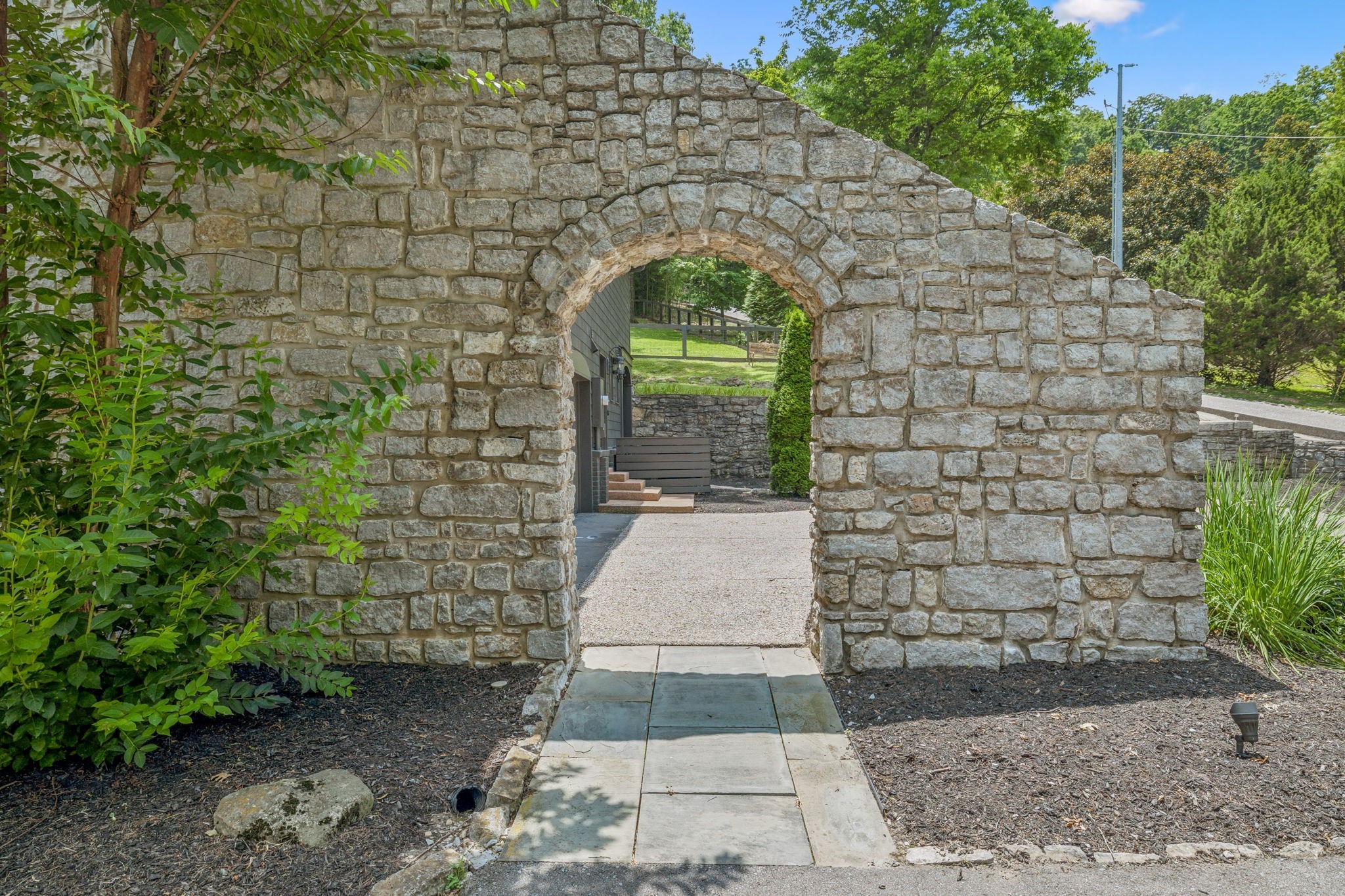 915 Overton Lea Road Nashville, TN 37220 - Photo 6 of 75