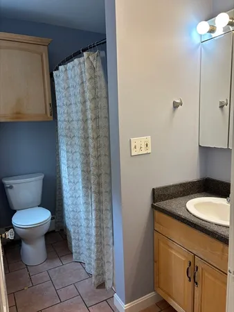 $2,500 | 249 County Street, Unit 2, Attleboro, MA 02703