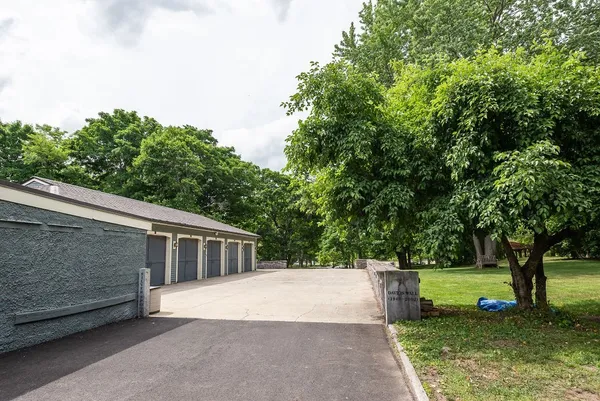 $2,500 | 249 County Street, Unit 2, Attleboro, MA 02703