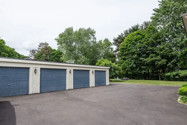 $2,500 | 249 County Street, Unit 2, Attleboro, MA 02703