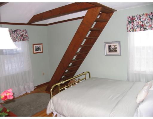 25 Thoreau Road Northborough, MA 01532 - Photo 8 of 19 Gallery Image 8