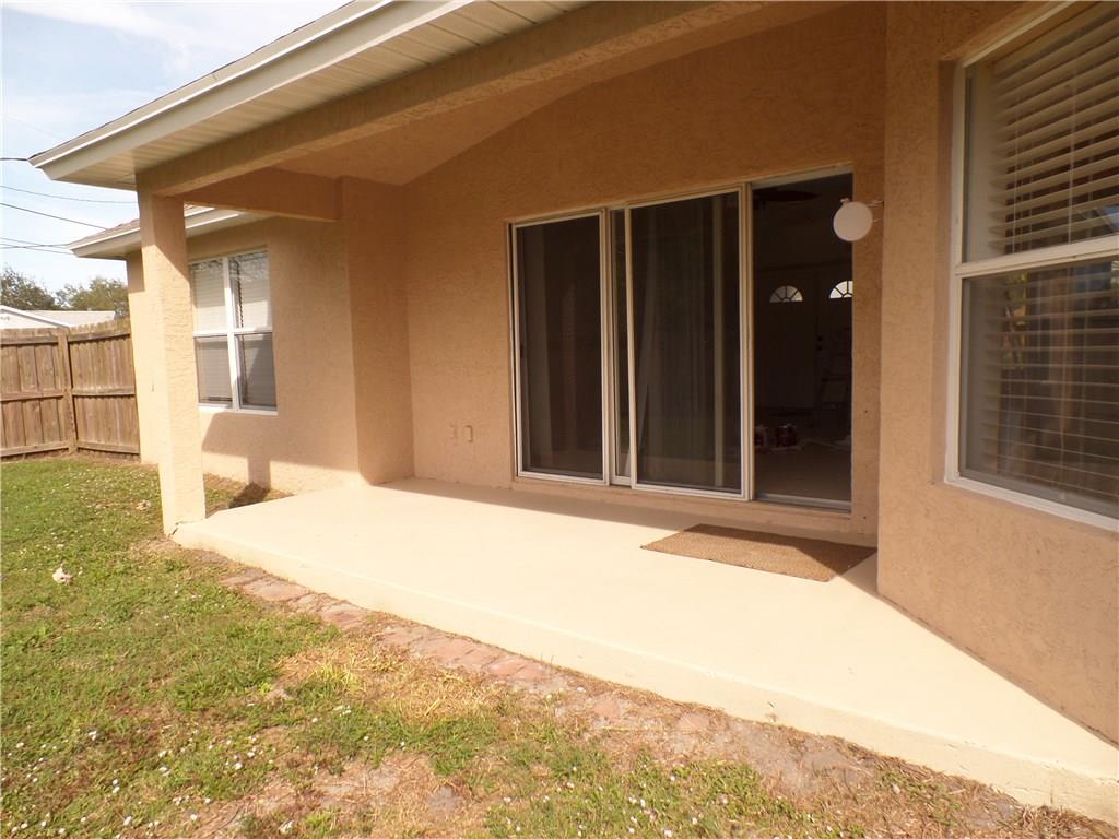 2286 Southeast Avalon Road Port St. Lucie, FL 34952 - Photo 28 of 35