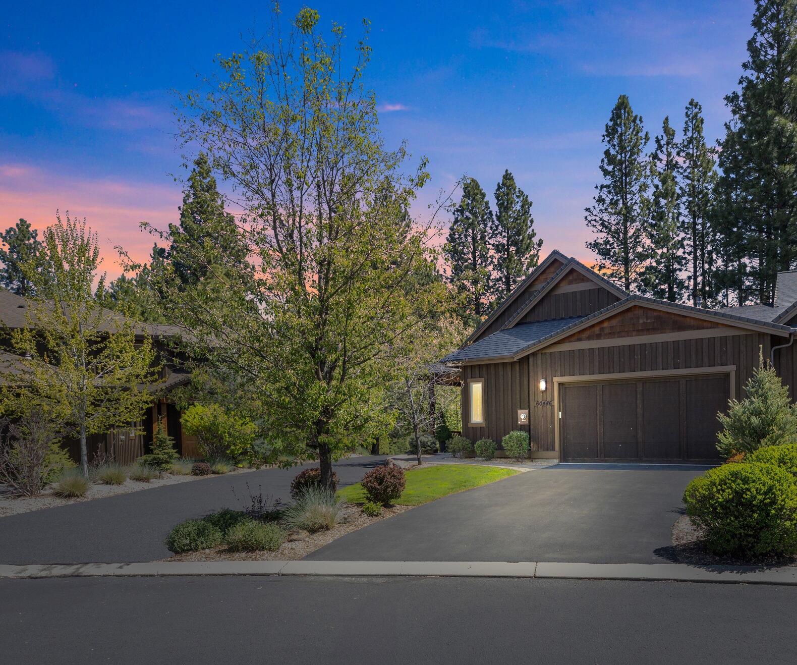 60486 Snap Shot Loop Bend, OR 97702 - Photo 2 of 26 Snap Shot Twilight