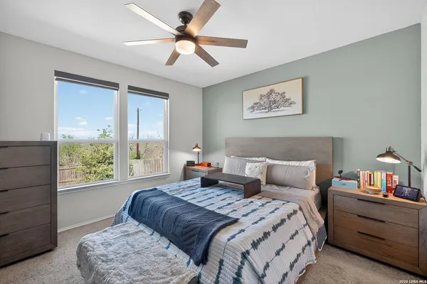 $1,900 | 7001 Lions Park, San Antonio, TX 78252