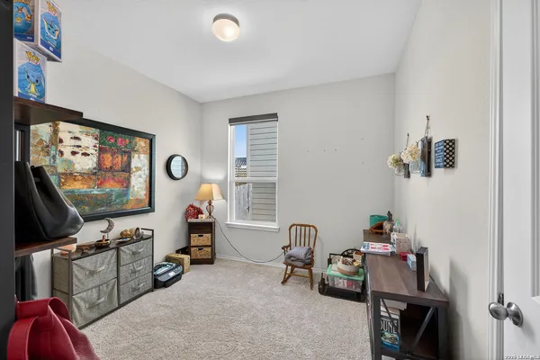 $1,900 | 7001 Lions Park, San Antonio, TX 78252