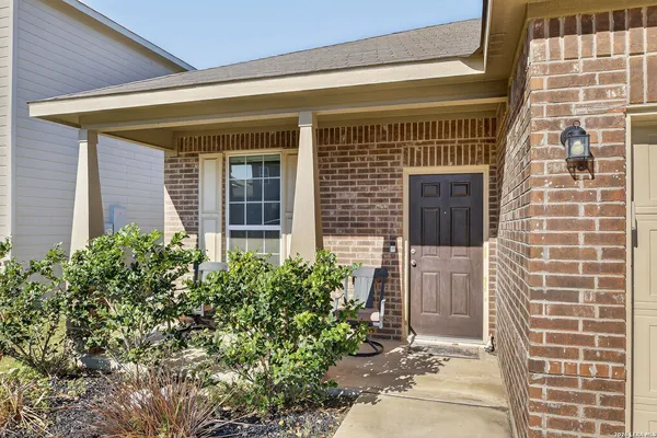$1,900 | 7001 Lions Park, San Antonio, TX 78252