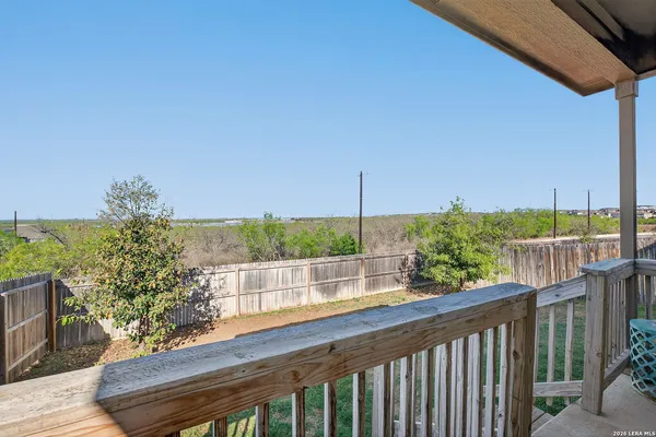 $1,900 | 7001 Lions Park, San Antonio, TX 78252