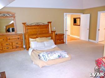 327 Angela Court Nazareth, PA 18064 - Photo 9 of 9