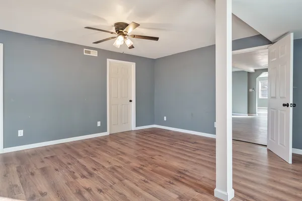 $129,900 | 1010 North Street, Thomson, IL 61285