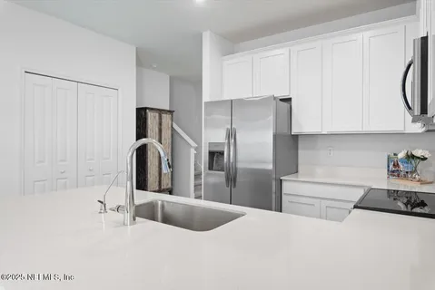 $279,000 | 3990 Silver Hay Lane, Jacksonville, FL 32217