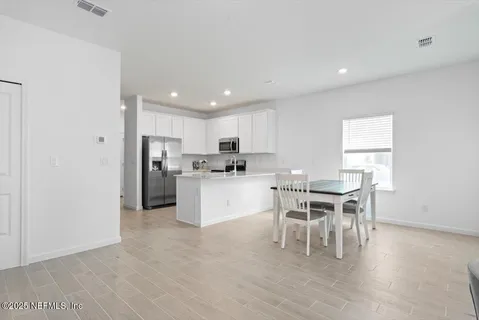 $279,000 | 3990 Silver Hay Lane, Jacksonville, FL 32217