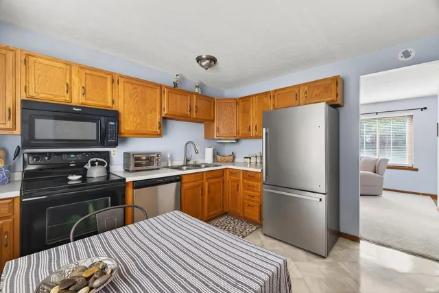 $159,900 | 334 Wilmington Court, Bloomington, IN 47401