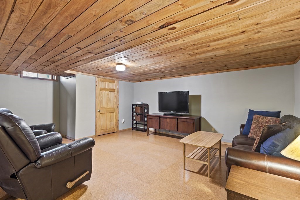 12 Broadway Road Somers, CT 06071 - Photo 33 of 41