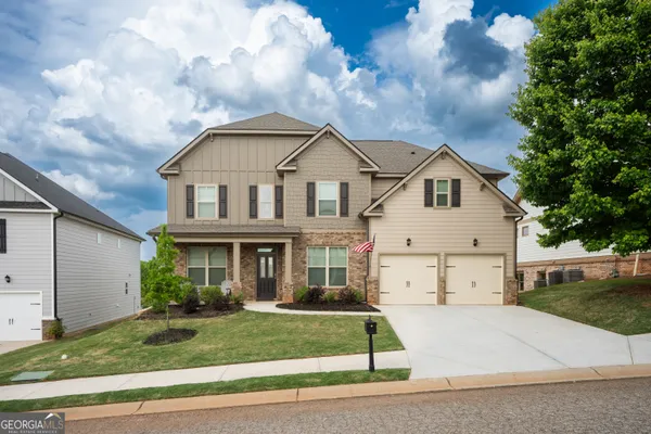 $469,900 | 1221 Hawthorne Circle, Madison, GA 30650