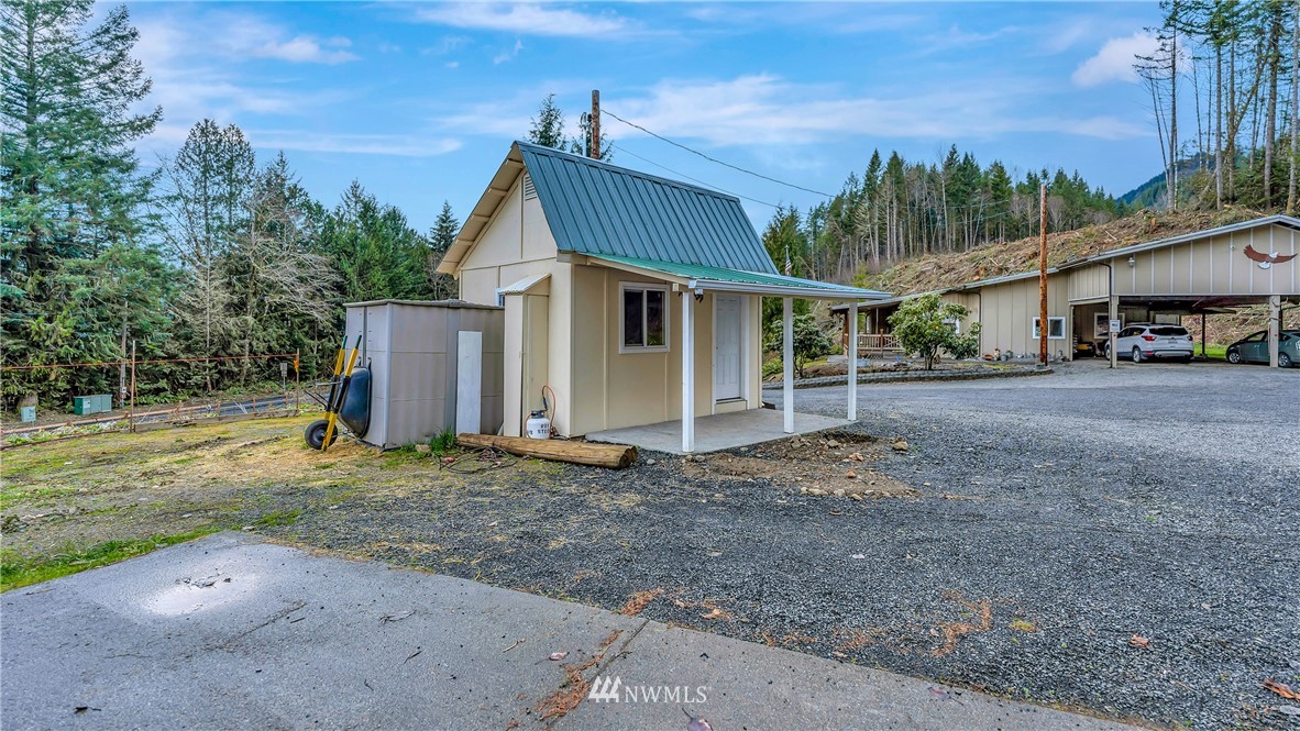 319 Savio Road Randle, WA 98377 - Photo 22 of 37 Gallery Image 22
